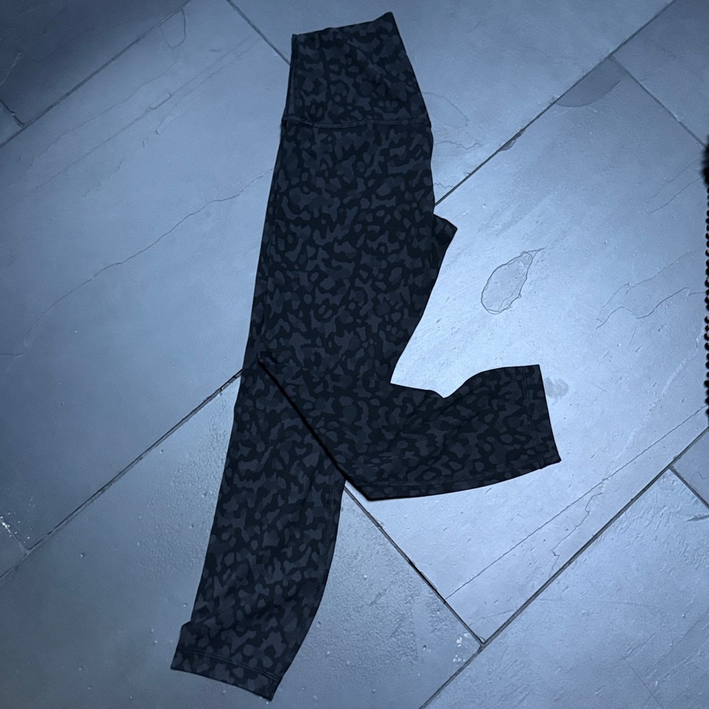 Lululemon Black Patterned Leggings